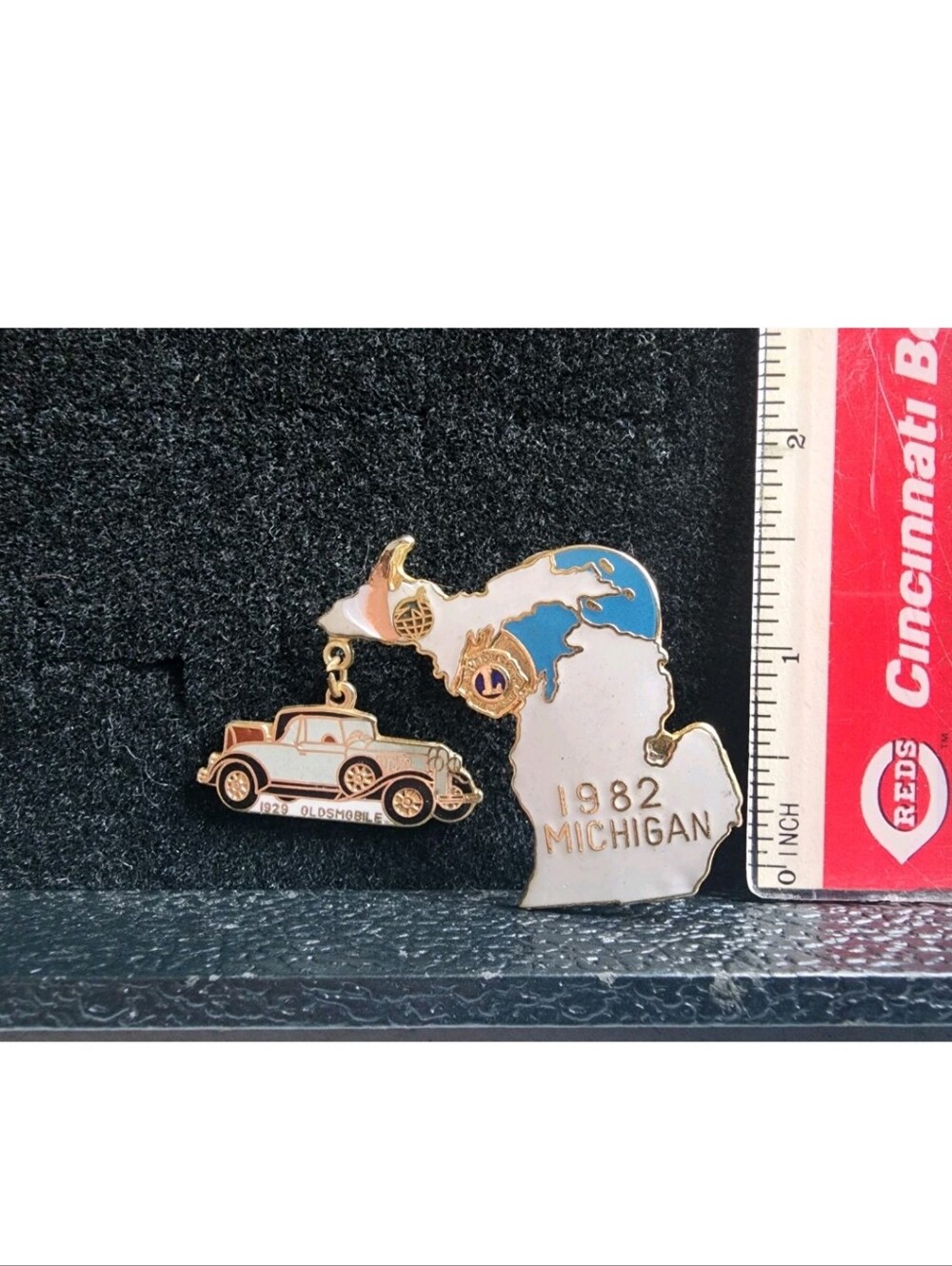 Vintage Lions International Club Pinback Lapel Pin Michigan 1982 29 Oldsmobile